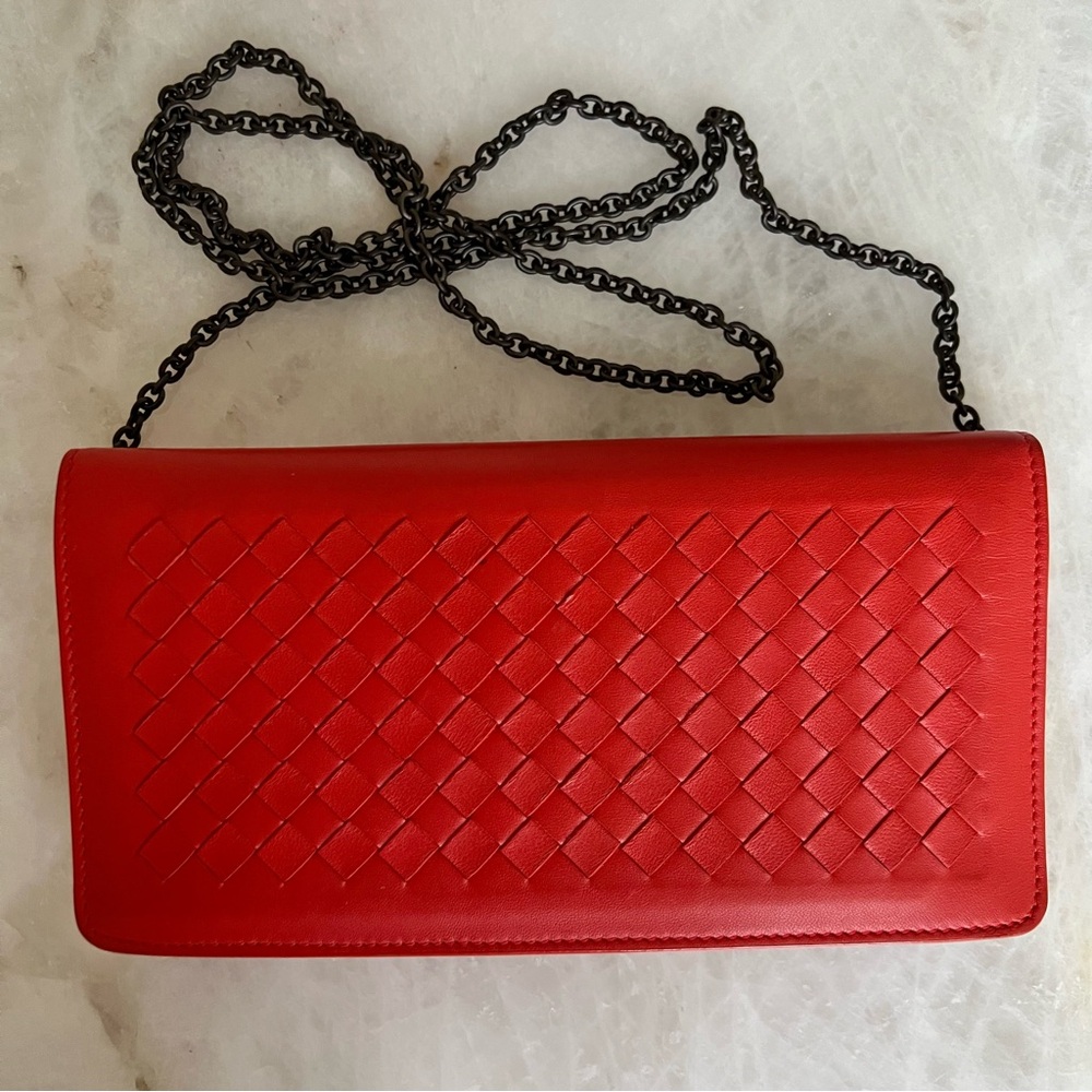 Bottega Veneta Intrecciato Red Woven Leather Clutch Purse - Picture 14 of 14